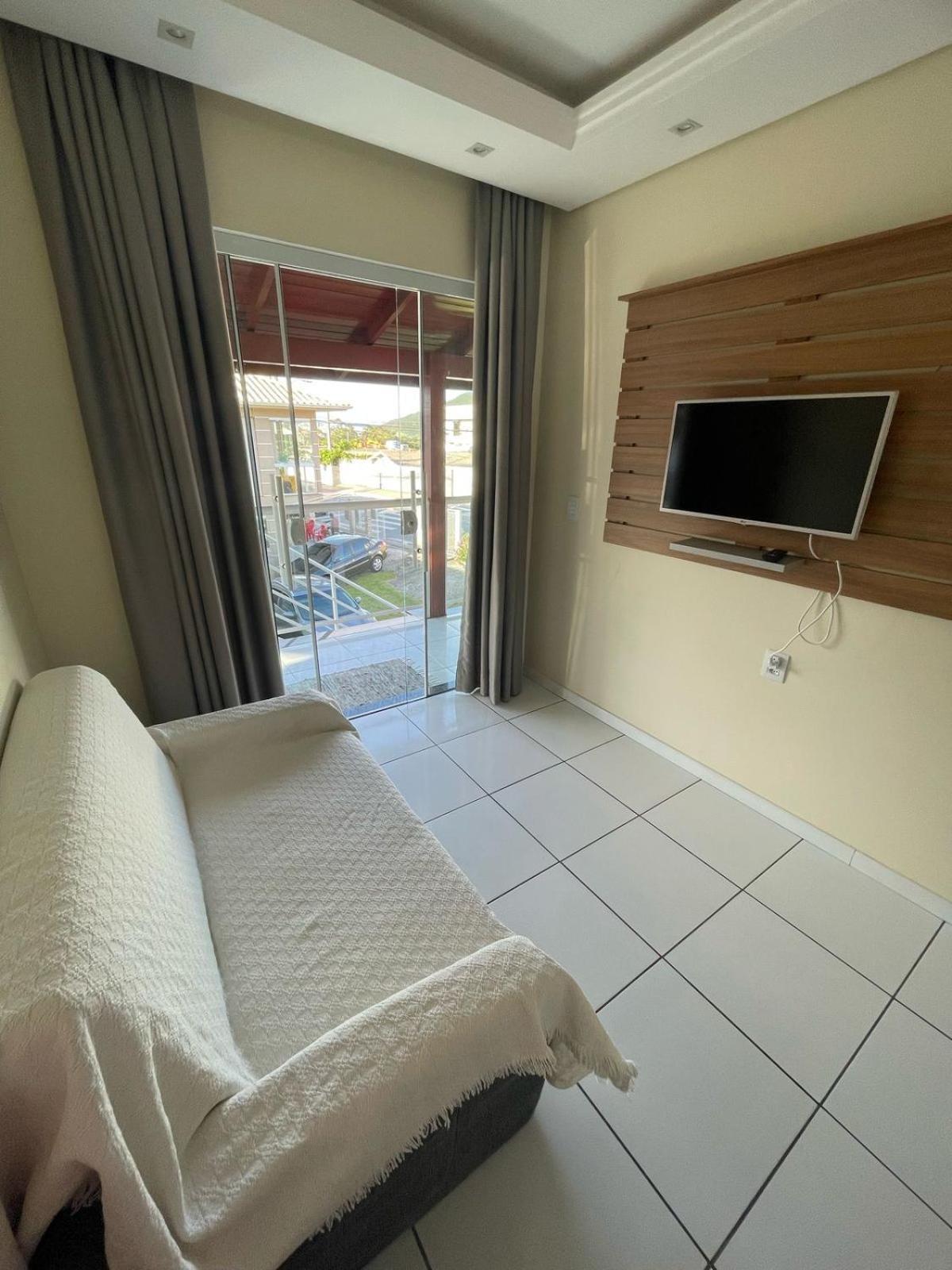 Na Do Santinho Apartment